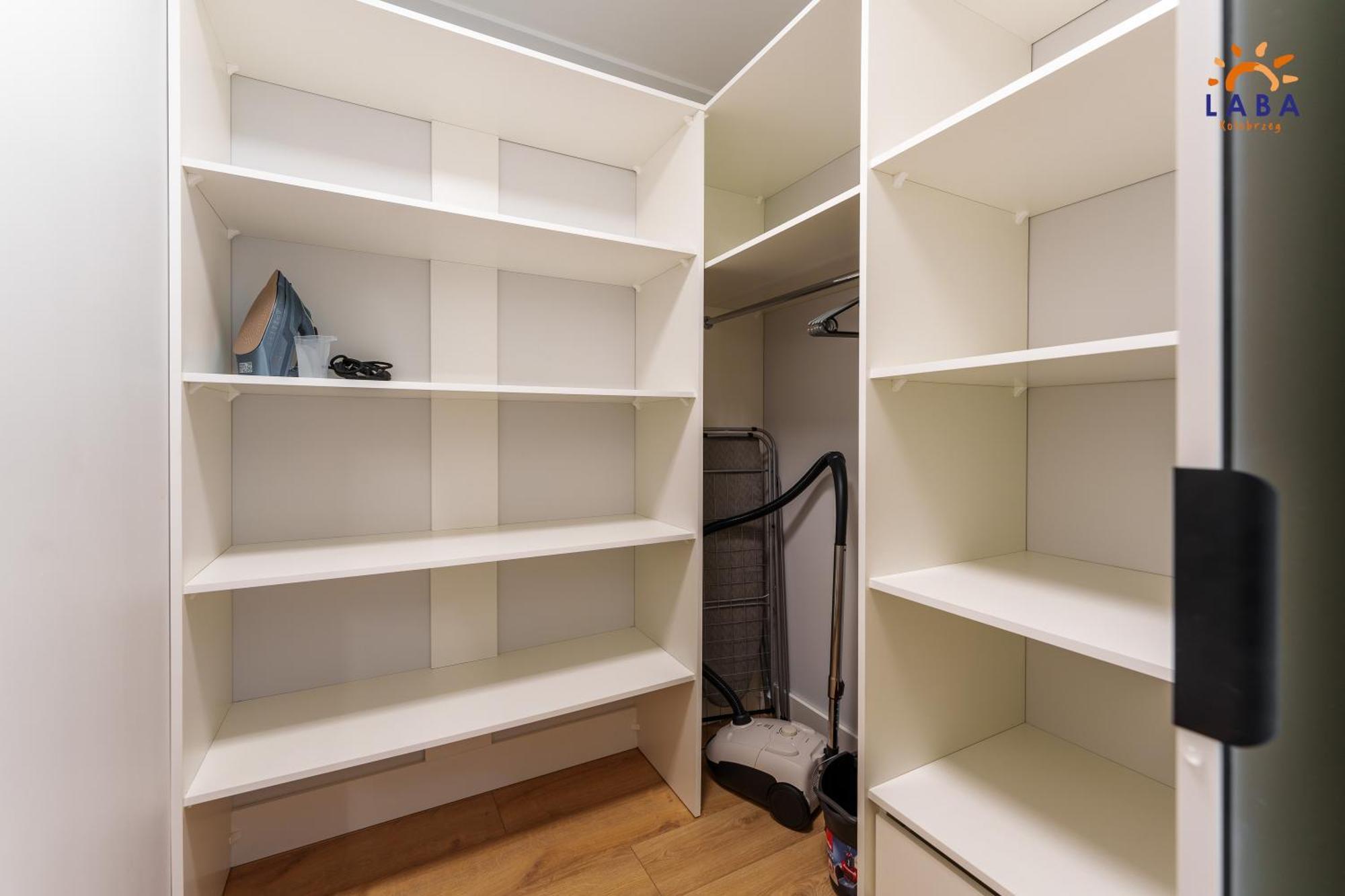 Laba Kolobrzeg Apartamenty Kollataja Z Parkingiem Exterior photo